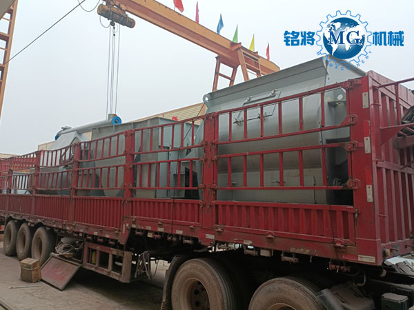 武漢干粉砂漿生產(chǎn)線(xiàn)裝車(chē)現場(chǎng)